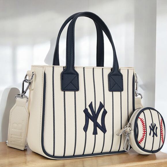MLB New York Yankees Stripe Small Tote/Crossbody w/ Coin Pouch *Brand NEW* - Picture 2 of 6